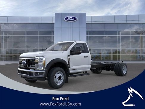 New 2025 Ford F600 2WD Regular Cab Super Duty w/ XL Chrome Package image 1