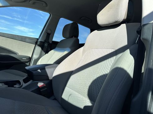 Used 2018 Hyundai Santa Fe Sport image 16