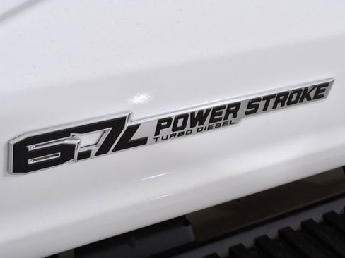 New 2026 Ford F550 4x4 Crew Cab Super Duty w/ XLT Value Package image 23