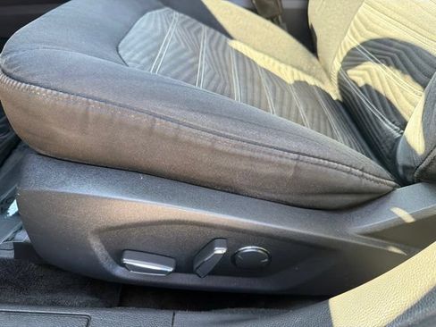 Used 2016 Ford Fusion SE FWD image 14