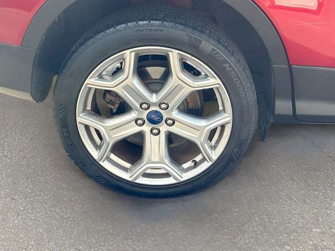 Used 2019 Ford Escape Titanium FWD image 31