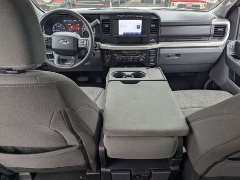 Used 2024 Ford F250 XLT w/ FX4 Off-Road Package AWD/4WD image 15