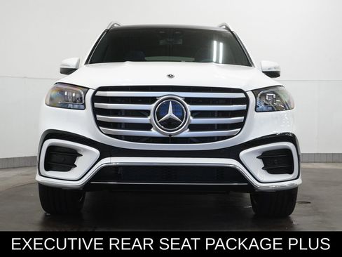 New 2026 Mercedes-Benz GLS 580 4MATIC image 4