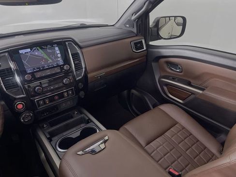 Used 2020 Nissan Titan Platinum Reserve w/ Moonroof Package AWD/4WD image 26