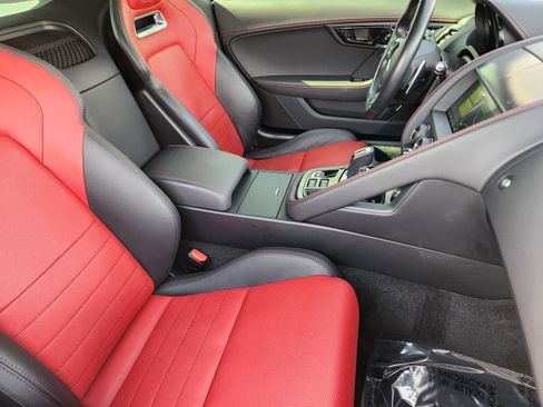 Used 2020 Jaguar F-TYPE R AWD/4WD image 11