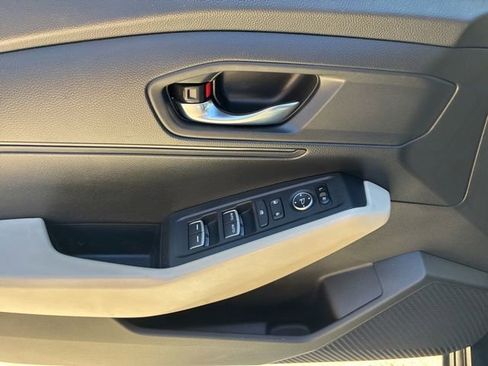 Used 2023 Honda Accord LX image 20