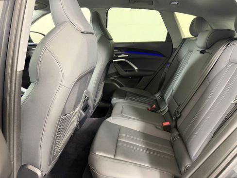 Certified 2025 Audi Q5 Prestige AWD/4WD image 23