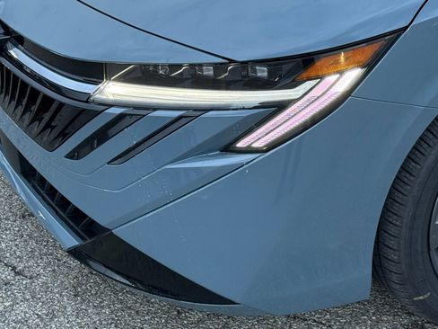 New 2026 Nissan Sentra SL FWD image 9