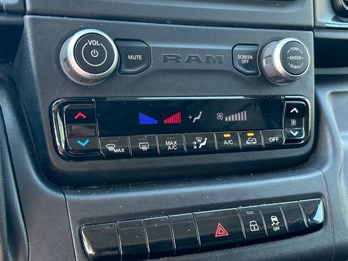 Used 2023 RAM ProMaster 2500 FWD image 23