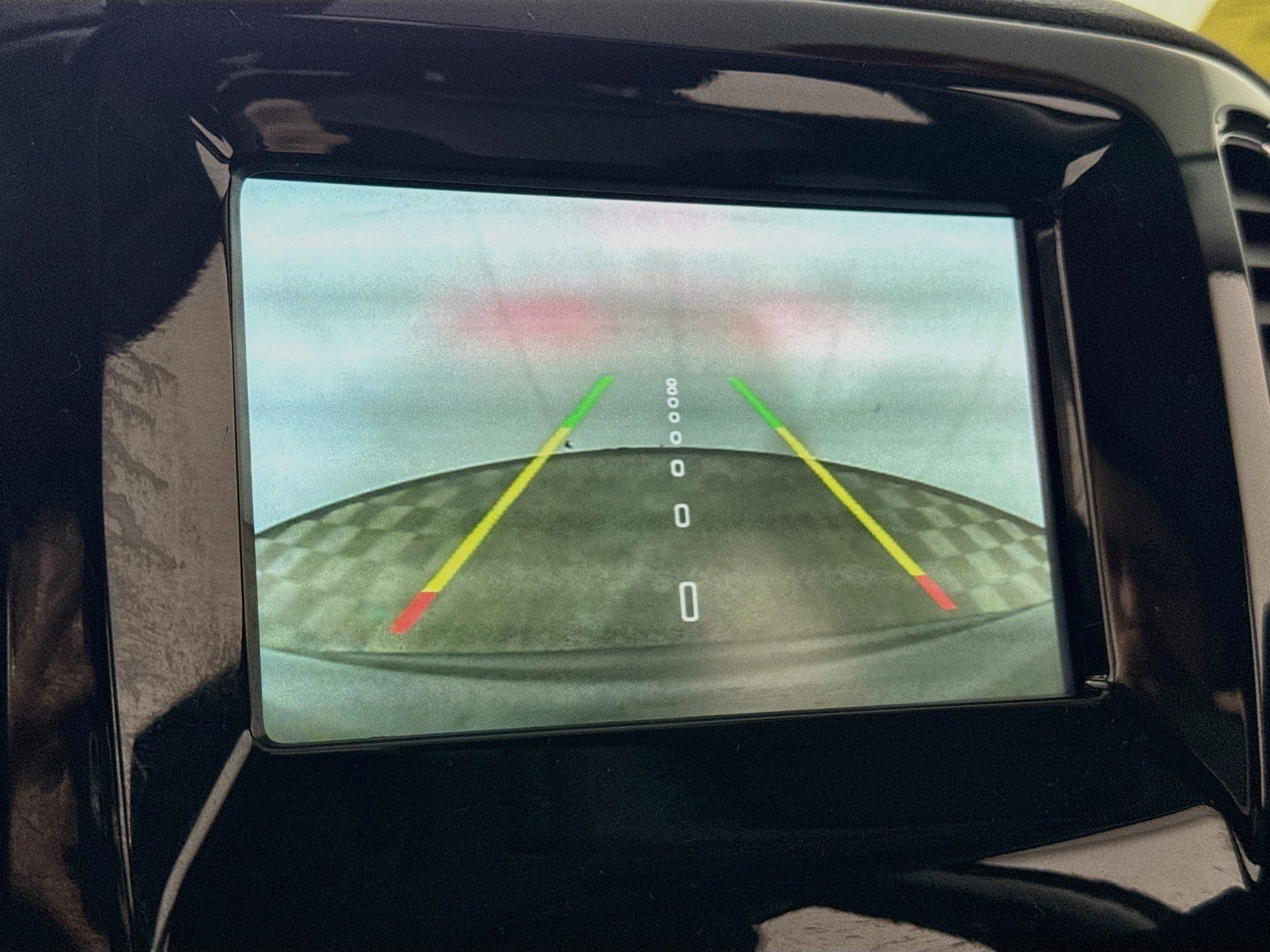 Used 2021 Jeep Compass Latitude w/ Sun and Sound Group AWD/4WD image 2