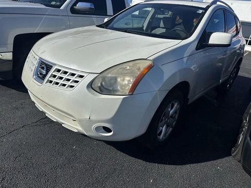 Used 2009 Nissan Rogue SL image 1