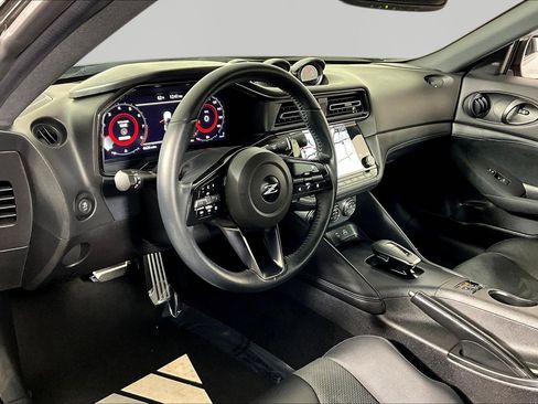 Certified 2024 Nissan Z Performance w/ Floor Mat Package RWD image 16