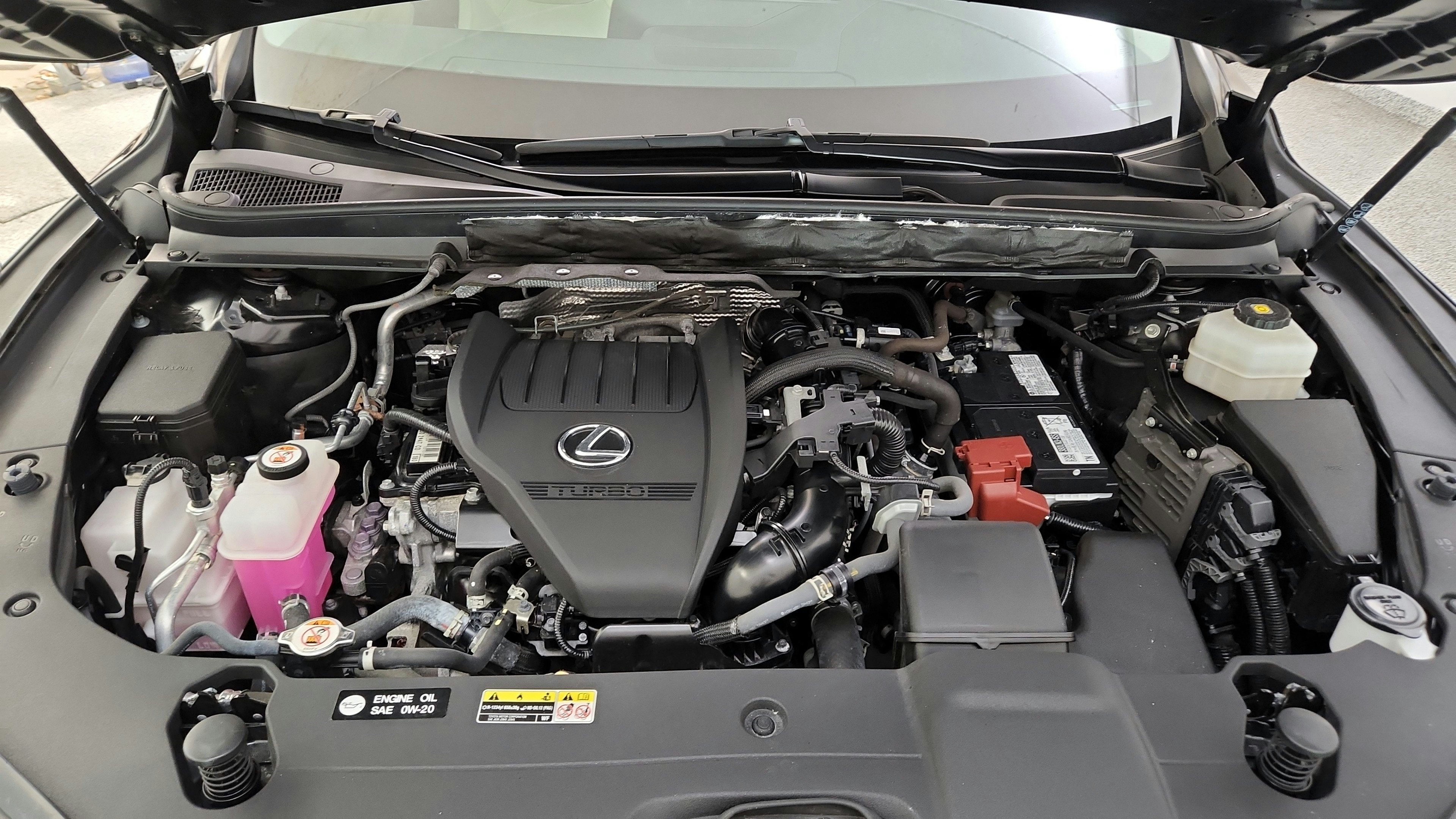 Used 2023 Lexus RX 350 Premium w/ Accessory Package AWD/4WD image 37
