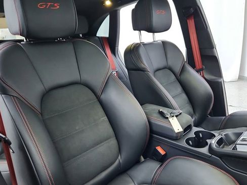 Used 2025 Porsche Macan GTS image 24