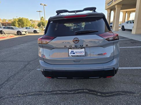 Used 2025 Nissan Rogue SV w/ Rock Creek Premium Package AWD/4WD image 7