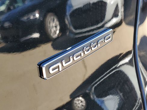 New 2025 Audi Q5 Prestige image 8