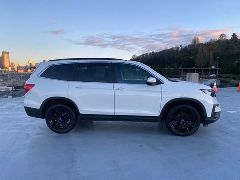 Used 2022 Honda Pilot Special Edition image 2