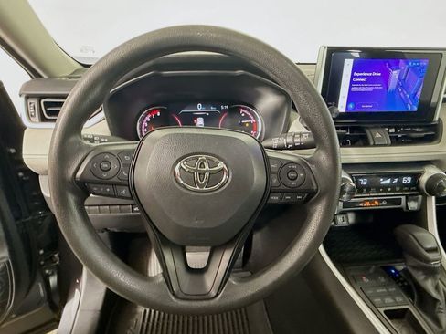 Used 2023 Toyota RAV4 XLE w/ Convenience Package image 11