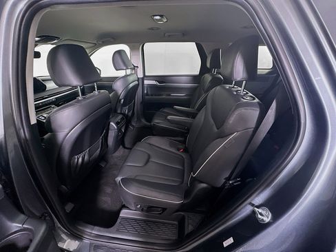 Used 2024 Hyundai Palisade SEL image 29