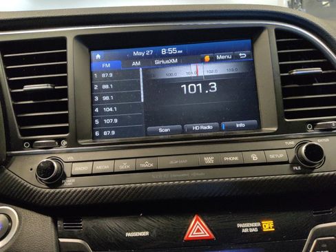 Used 2018 Hyundai Elantra Sport w/ Sport Premium Package 03 FWD image 25