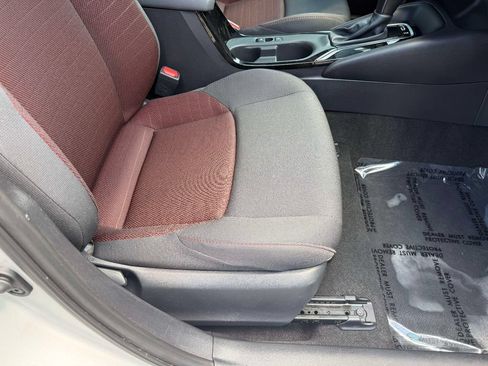 Used 2024 Toyota Corolla SE FWD image 15