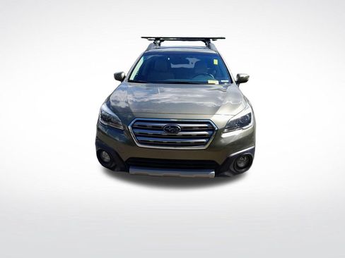 Used 2015 Subaru Outback 3.6R Limited AWD/4WD image 2