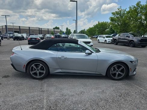 Used 2024 Ford Mustang Premium RWD image 8