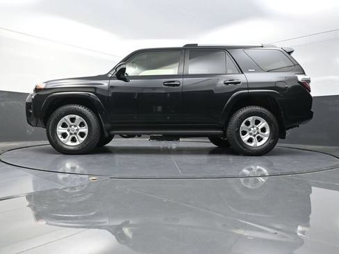 Used 2023 Toyota 4Runner SR5 Premium AWD/4WD image 33