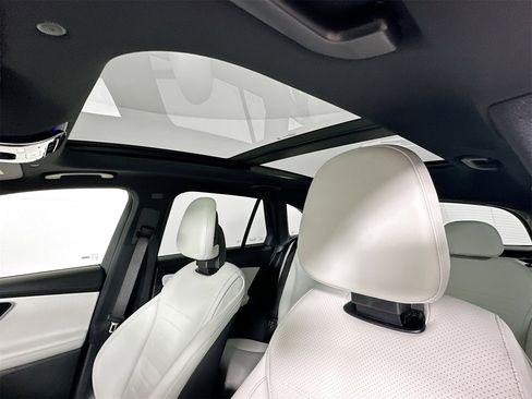 New 2026 Mercedes-Benz GLC 300 GLC 300 image 24