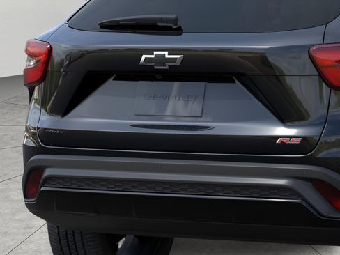 New 2026 Chevrolet Trax RS w/ Driver Confidence Package FWD image 14