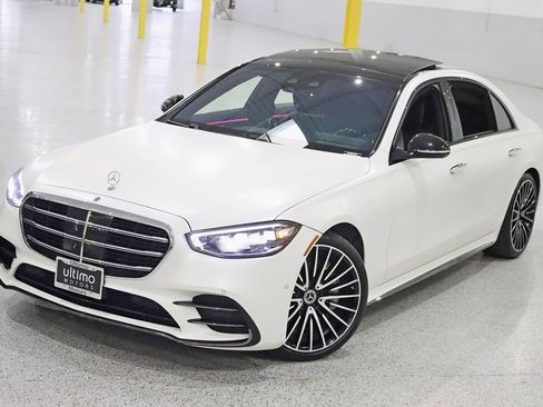 Used 2023 Mercedes-Benz S 500 4MATIC w/ AMG Line image 5