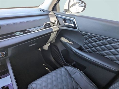 Used 2022 Mitsubishi Outlander SEL image 17