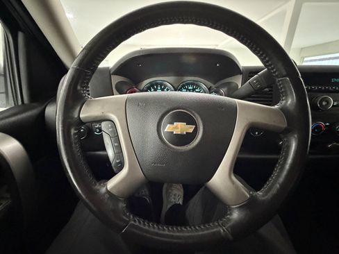 Used 2012 Chevrolet Silverado 2500 LT w/ Snow Plow Prep Package AWD/4WD image 26