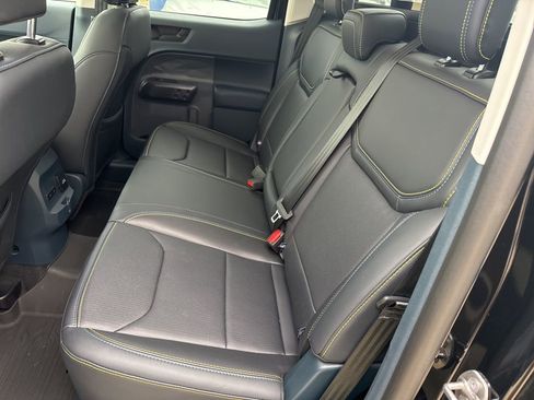 Used 2025 Ford Maverick Lobo image 10