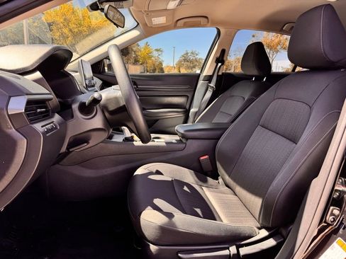 Used 2025 Nissan Altima 2.5 S image 10