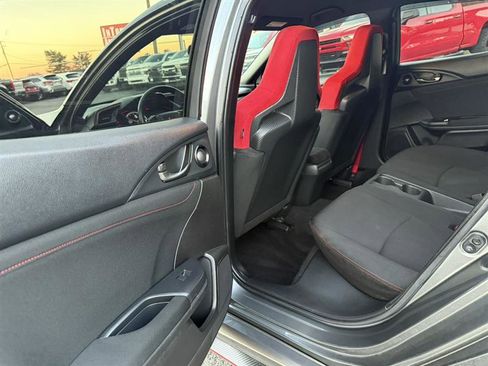 Used 2019 Honda Civic Type R image 18