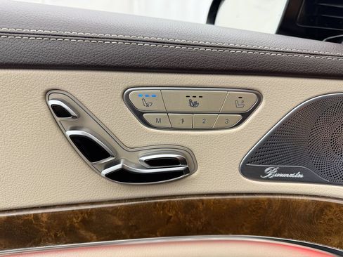 Used 2015 Mercedes-Benz S 550 4MATIC Sedan image 17
