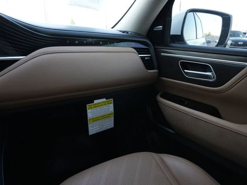 New 2026 INFINITI QX80 Luxe w/ Cargo Package RWD image 8