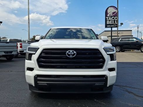 Used 2024 Toyota Sequoia SR5 w/ SR5 Premium Package AWD/4WD image 2