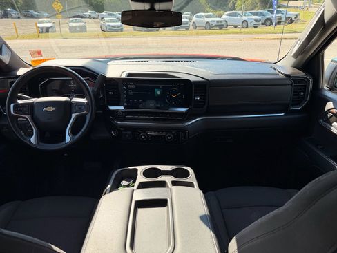 Used 2023 Chevrolet Silverado 1500 LT w/ Convenience Package II image 18