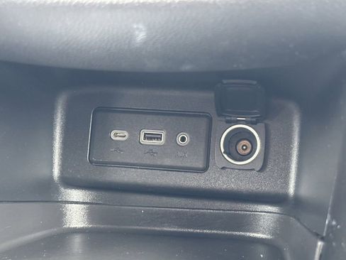 Used 2020 Chevrolet Equinox LT image 30