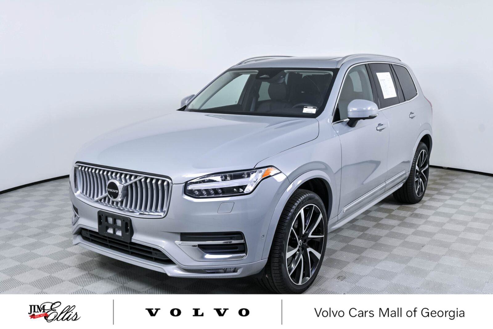 Used 2024 Volvo XC90 B5 Plus w/ Protection Package Premier AWD/4WD image 1
