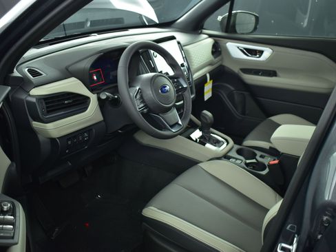 New 2025 Subaru Forester Limited image 12