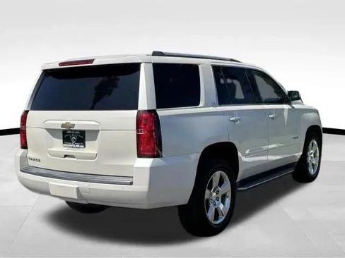 Used 2015 Chevrolet Tahoe LTZ RWD image 6