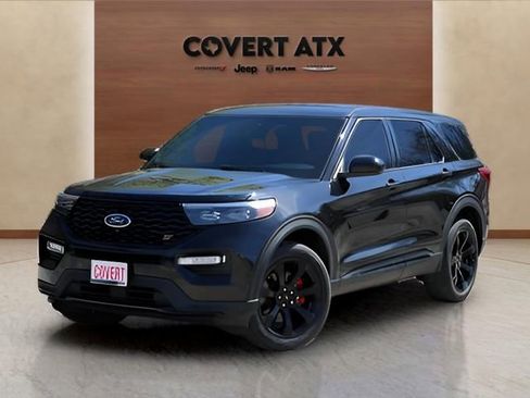 Used 2022 Ford Explorer ST w/ ST Street Pack image 30