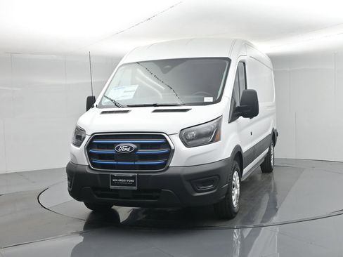 New 2026 Ford E-Transit 148 Medium Roof w/ Load Area Protection Package image 50