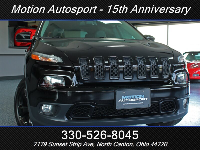 Used 2017 Jeep Cherokee High Altitude AWD/4WD image 43