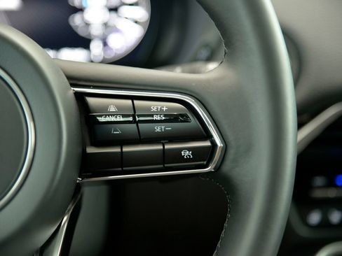 Certified 2026 MAZDA CX-90 Plug-In Hybrid w/ Preferred AWD/4WD image 23
