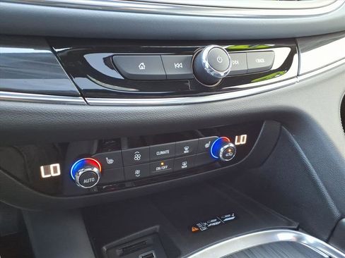 Certified 2024 Buick Enclave Essence w/ Experience Buick Package image 23