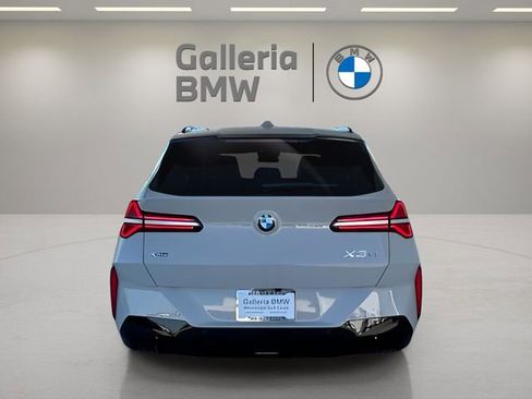 New 2026 BMW X3 xDrive30 w/ Premium Package image 9